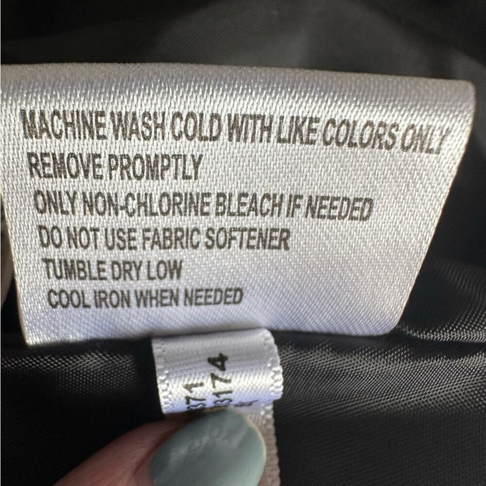 Calvin Klein Black Quilted Vest, size medium - Picture 10 of 13